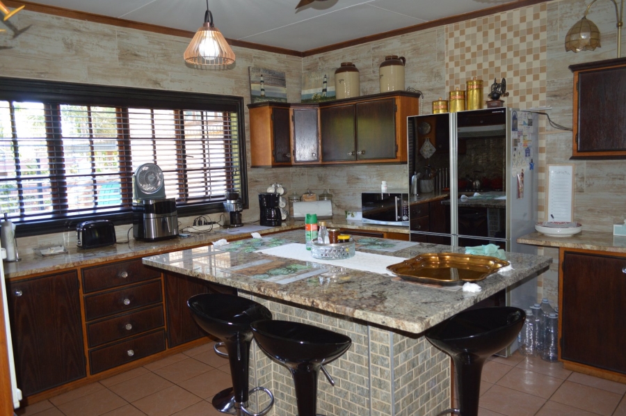 4 Bedroom Property for Sale in Doringkruin North West